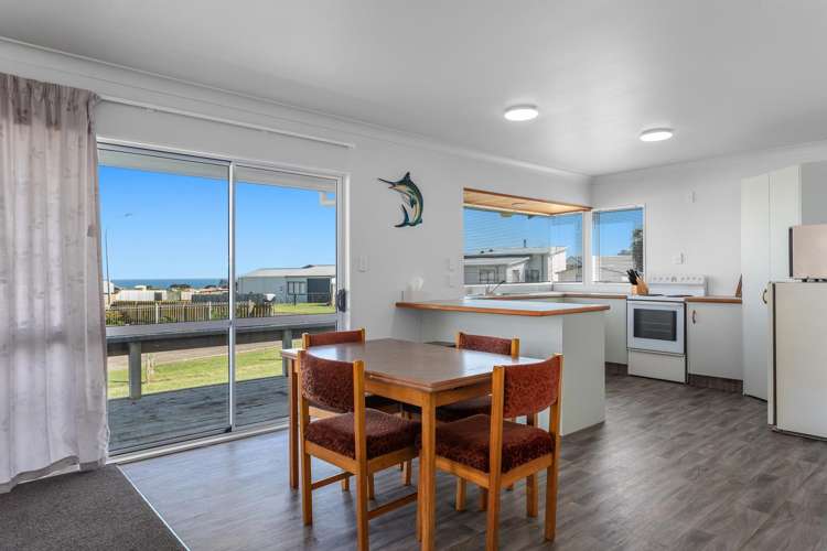 7 Rawinia Place Te Kaha_7