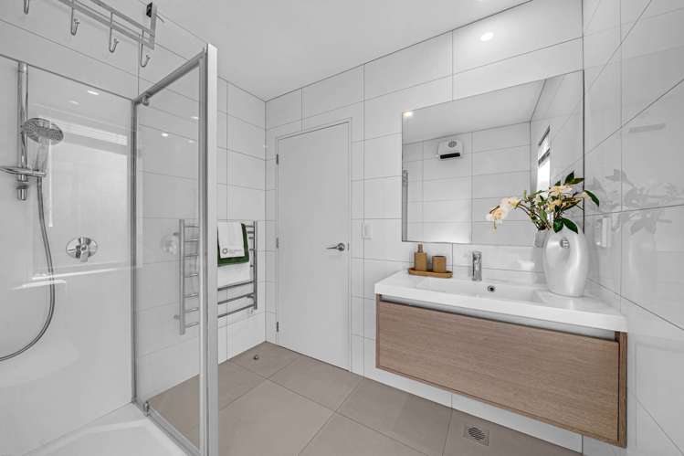 55 Waituarua Drive Conifer Grove_12