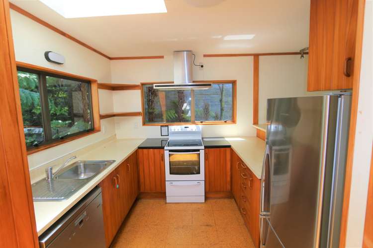 15 Miha Road Titirangi_2