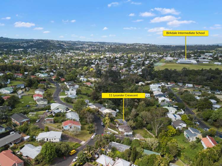 11 Lysander Crescent Beach Haven_18