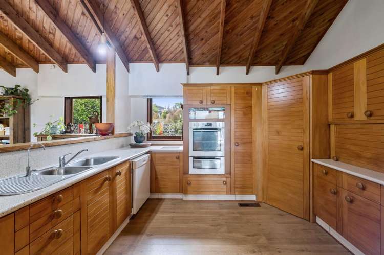 11 Rika Place Kawaha Point_7