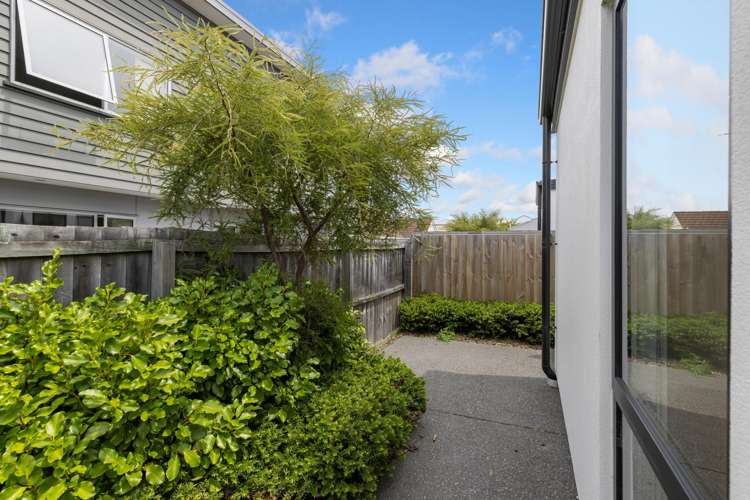 2/37 Maxwell Street Riccarton_17