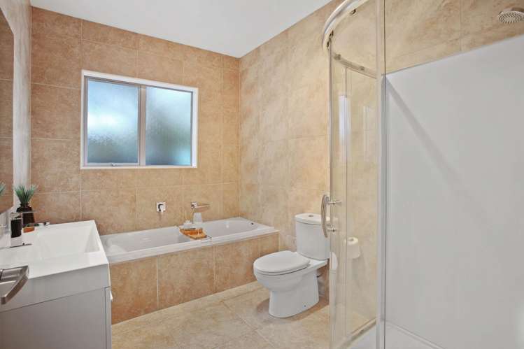 108 Simpson Road Henderson Heights_22