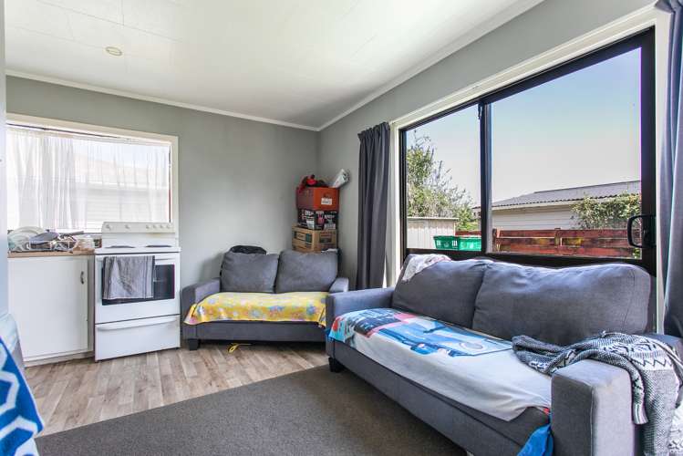 49 Eastburn Street Papakura_14