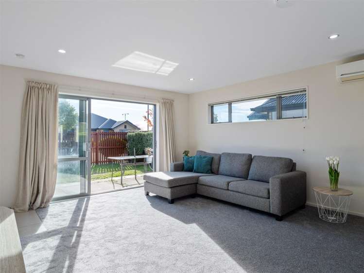 9 Charente Way Yaldhurst_6