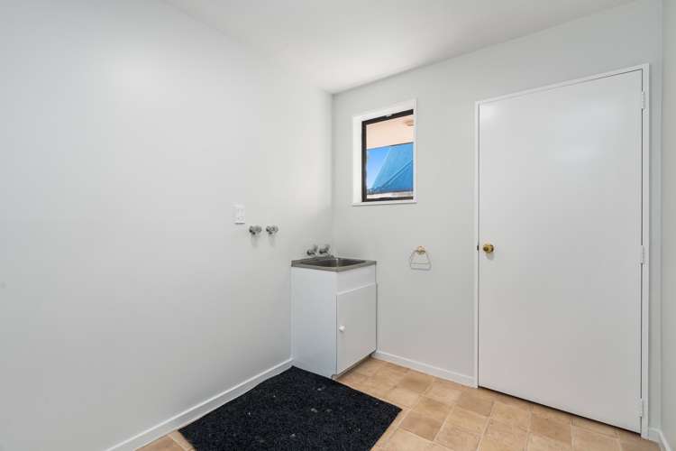 4 Moran Lane Dallington_13