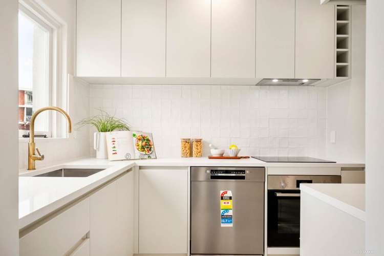 4/105 Tamaki Drive Mission Bay_17