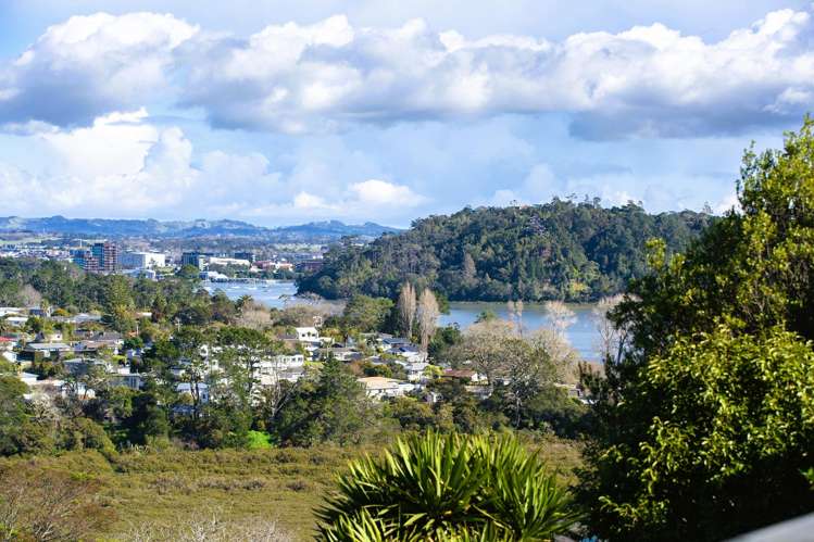 88 Pemberton Avenue Bayview_2