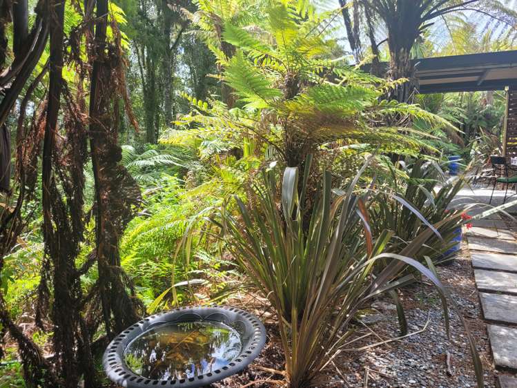 127 Brickfield Road Hokitika_38