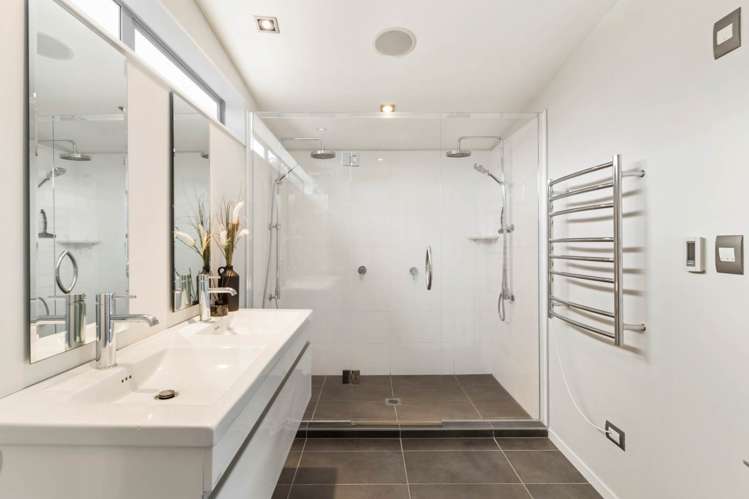 42 Livingstone Street Westmere_8