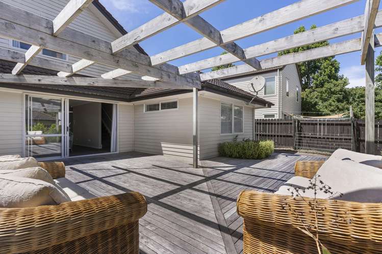 38 Bruce Pulman Drive Takanini_14