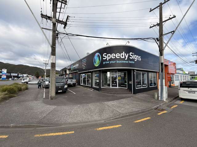 High-Profile Industrial Unit, Seaview
