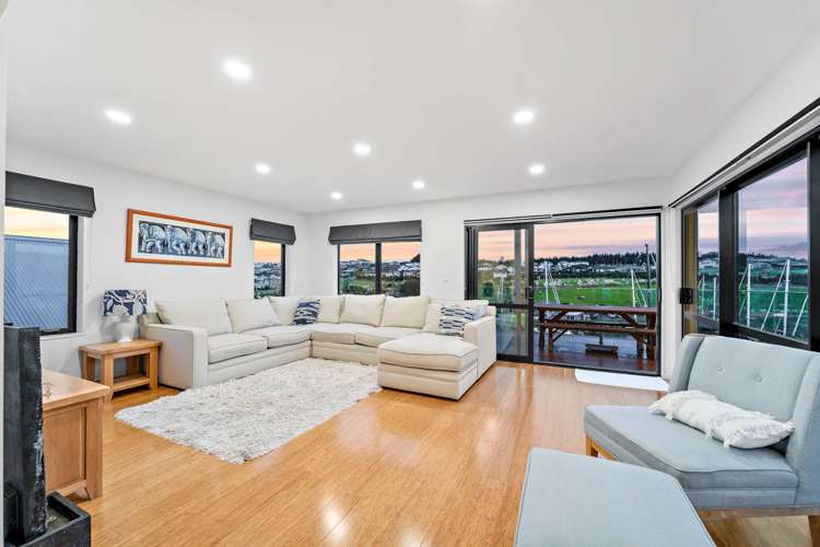 94 Voyager Drive_4