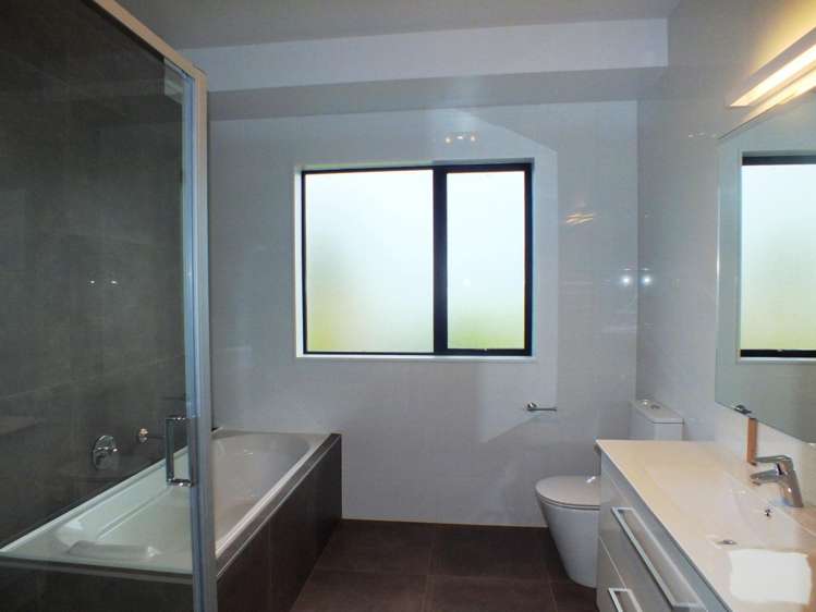 5 Syd Grant Crescent Orewa_9