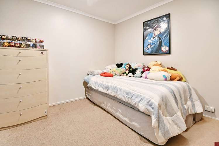 62 Gracechurch Drive Flat Bush_15