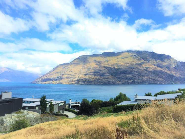 2 Whitbourn Place Fernhill/Sunshine Bay_13