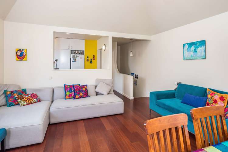 17 Lawson Place Mount Victoria_2