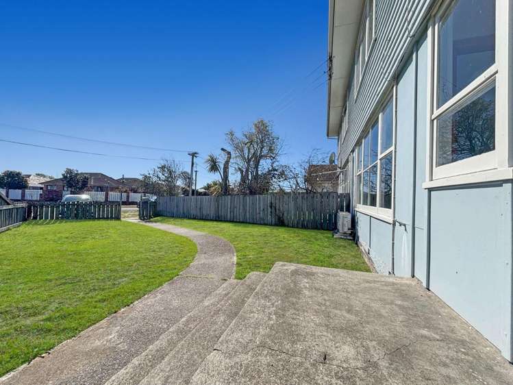 20 Bournemouth Cr Aranui_15