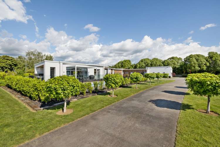 1 Alan Livingston Drive Cambridge_32