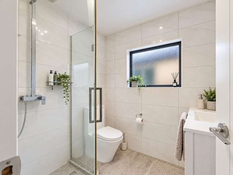 11 Carrickdawson Drive Flat Bush_14