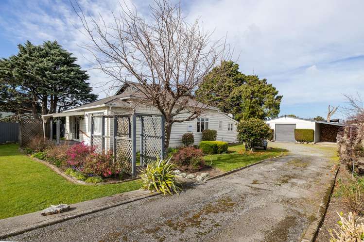 124 Fitzherbert Street Featherston_2