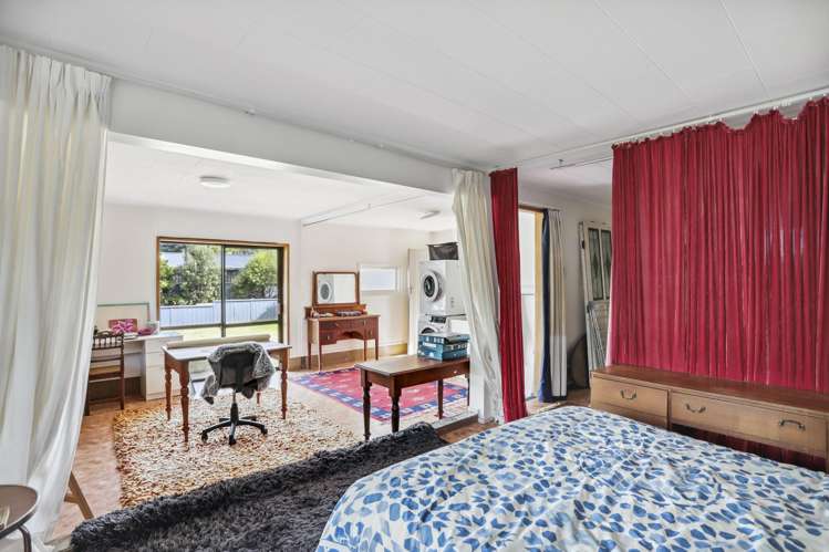 19 Beach Valley Road Piha_11