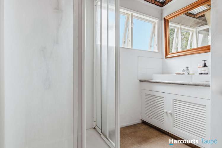 11 Frederick Street Two Mile Bay_17