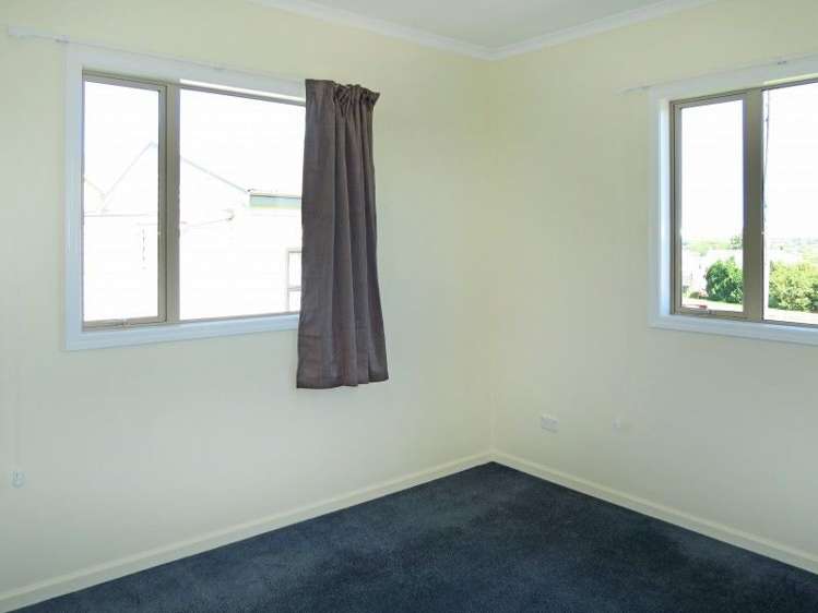 80 Salcombe Street Kaitangata_7