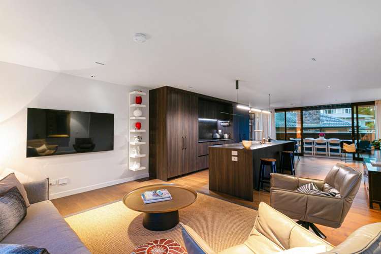 1/279 Lake Road Belmont_2