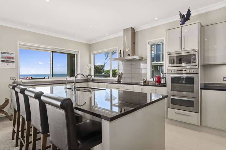 14 The Loop Waihi Beach_5