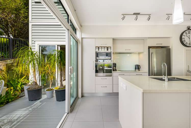 6 Park Lane Orewa_13