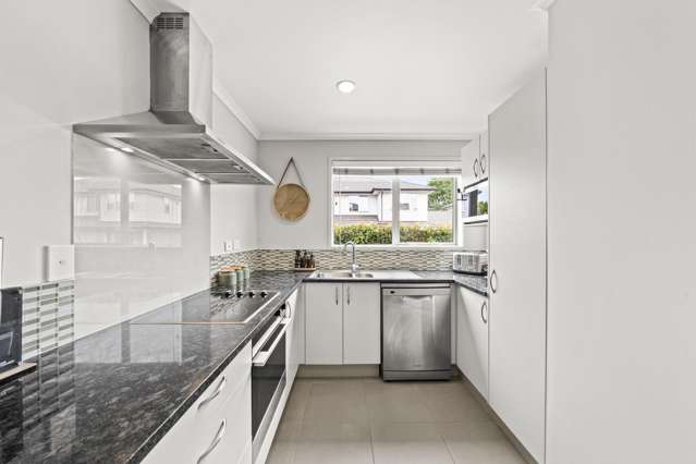 9 Akeake Lane Manurewa_2