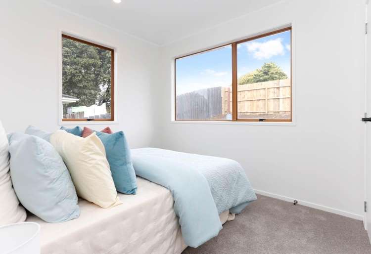 29 Catkin Crescent Papatoetoe_11