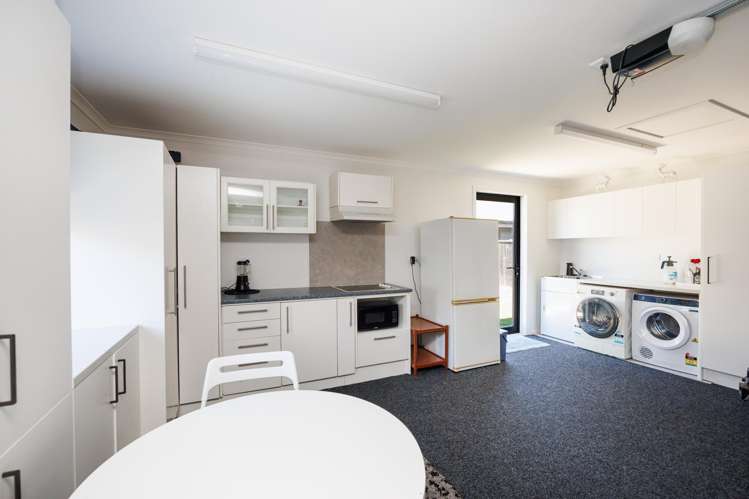6 Ivy Lane Kelvin Grove_18
