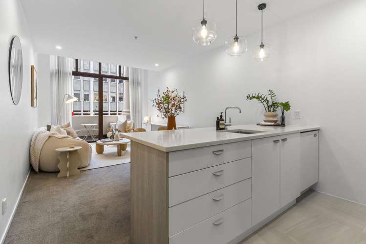 2D/62 Queen Street Auckland Central_5