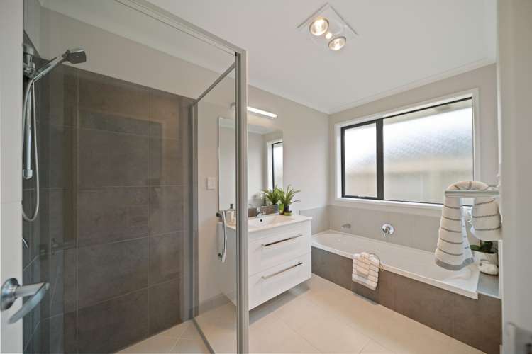 3 Captain Mitchell Drive Opaheke_16