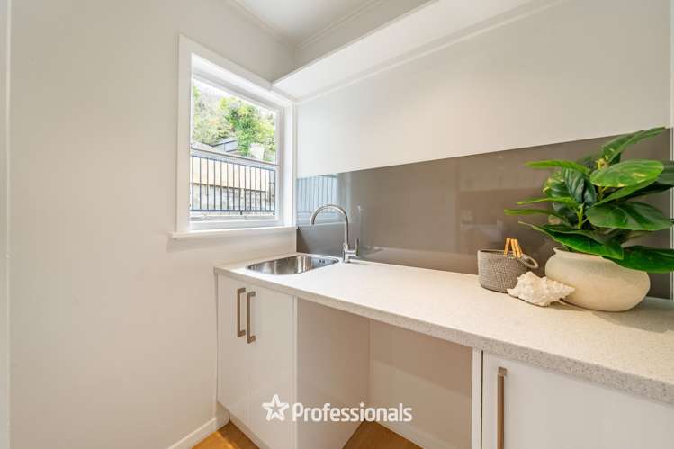 83 Coast Road Wainuiomata_12