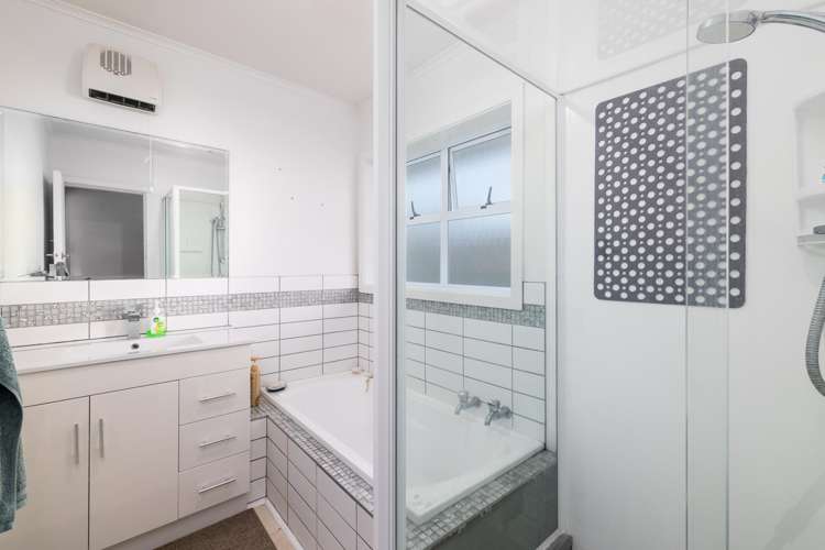27 Hammersley Avenue Shirley_10