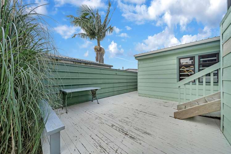 32 Clendon Avenue Papatoetoe_16