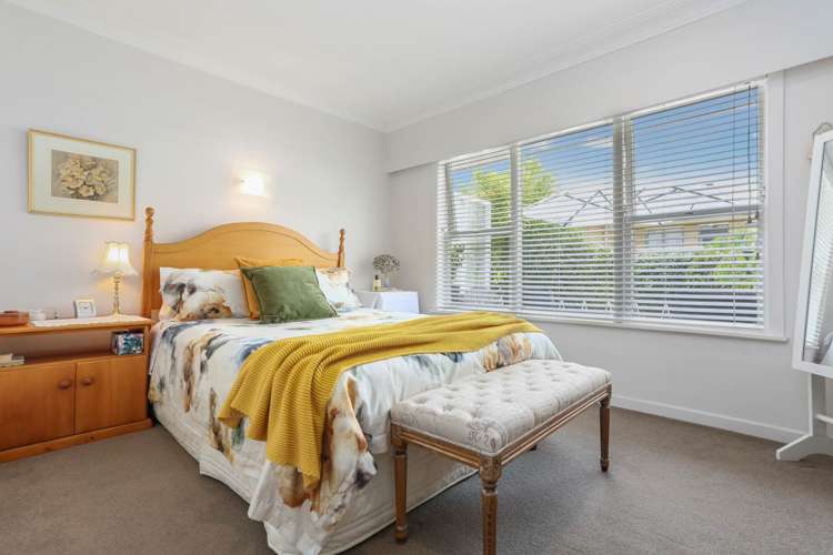 2/50 Turama Road Royal Oak_9