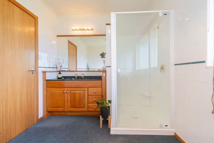 3 Thomson Place Te Anau_18