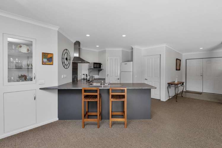 7 Ata-Mahina Way Ruakaka_6