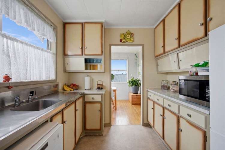 7 Temuri Place Glendene_5