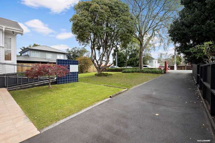 10 Owens Road Epsom_11