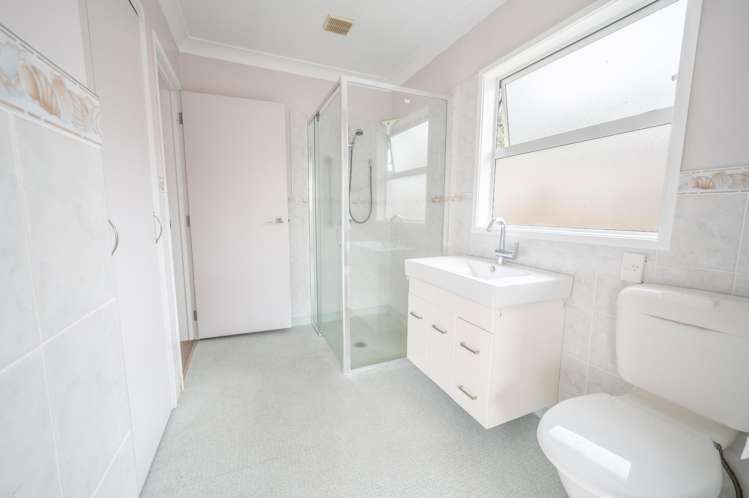 12 Churchill Avenue Manurewa_19