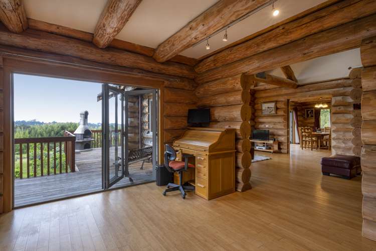 847 West Coast Road Oratia_11