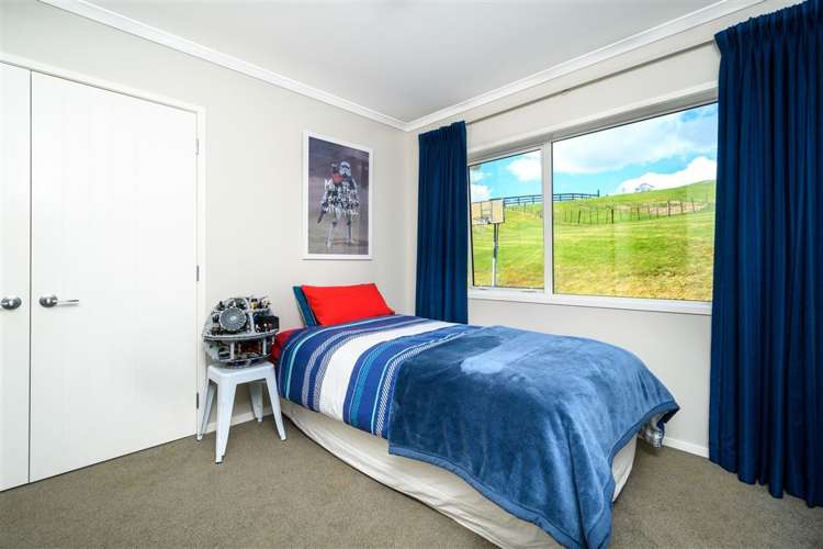 64 Manuka Grove Helensville_15