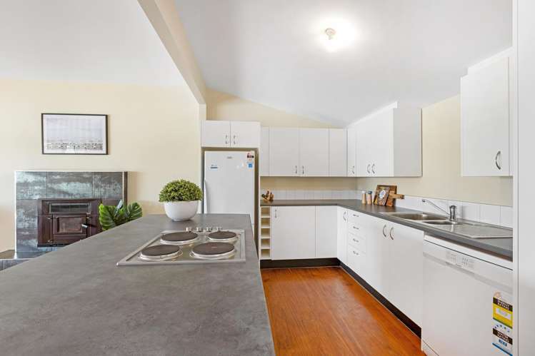 41 Bay View Road Raglan_4