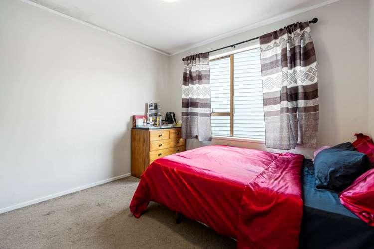 43 & 43A Urlich Drive Ranui_17
