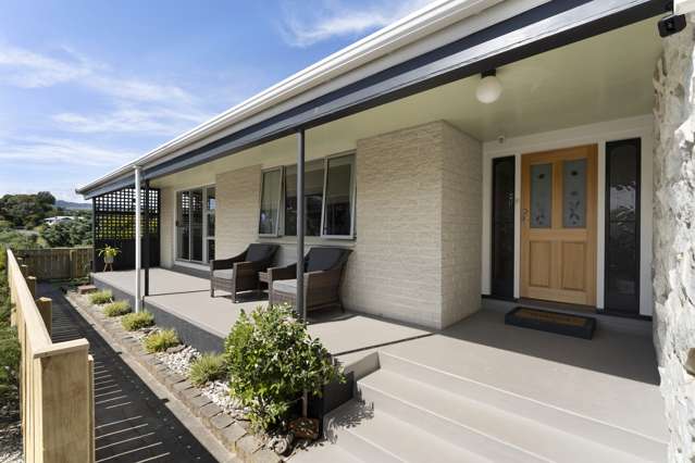 67 Queens Road Waikanae Beach_1